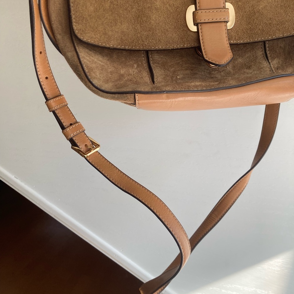 Michael Kors Romy large brown suede and leather messenger saddle crossbody bag - Picture 4 of 8